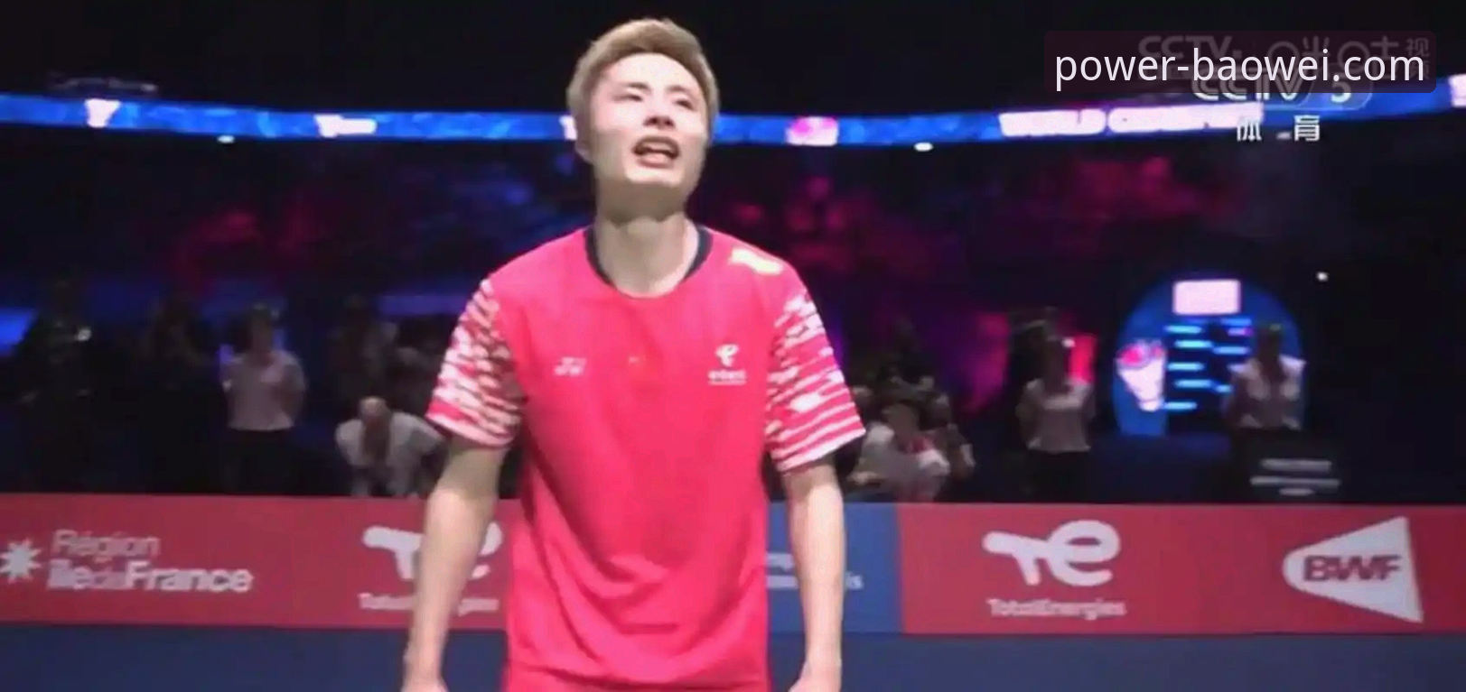 石宇奇亚锦赛夺冠终结国羽八年等待，宝威体育平台高清直播见证历史时刻